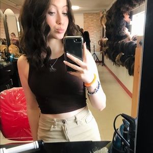 Meet your Posher, Ava